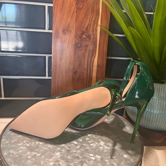 Steve Madden | Opar Translucent Glossy Green Stiletto Pump Heels - Picture 6 of 6